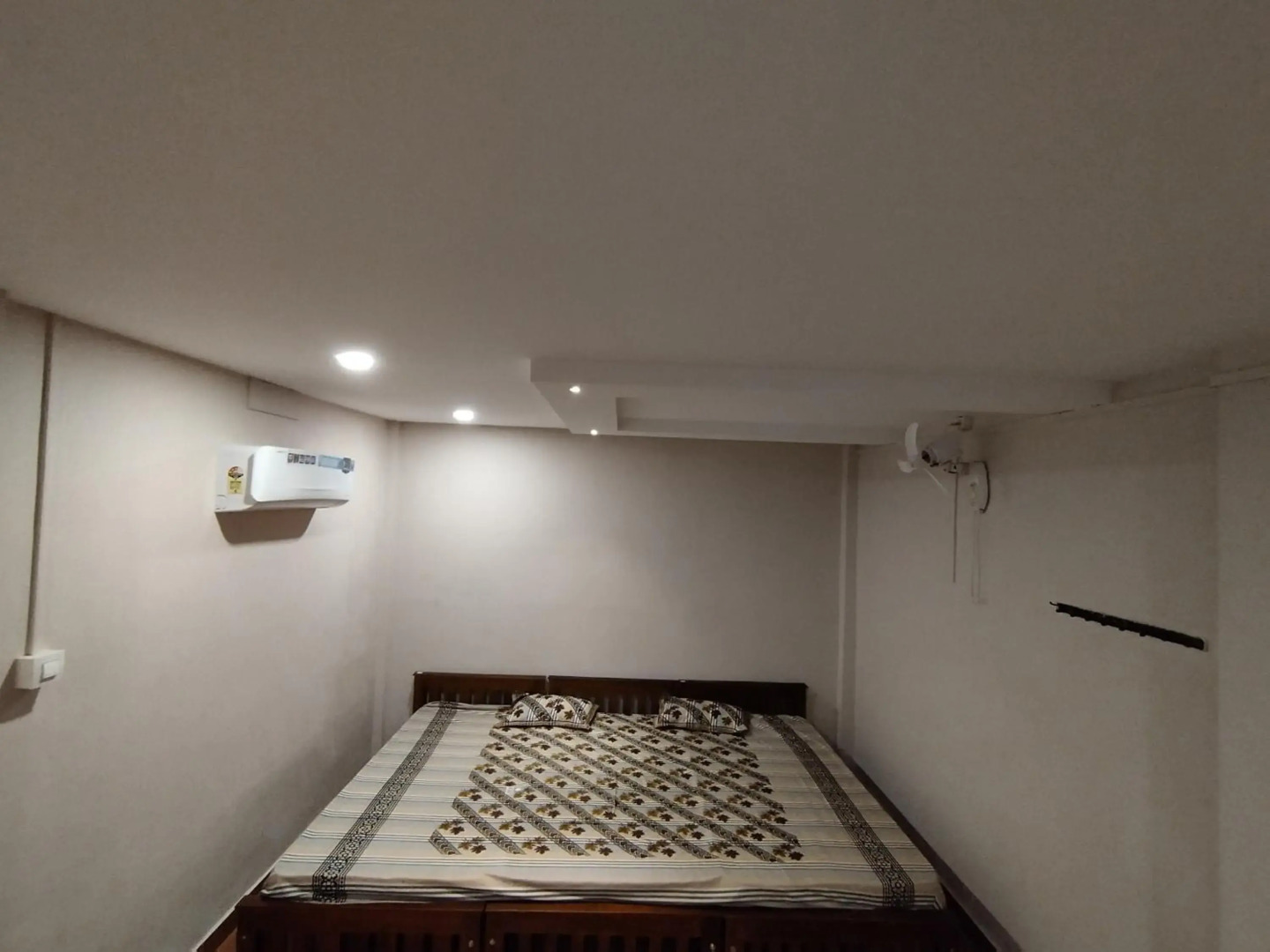 Azhar lodge koyilandy