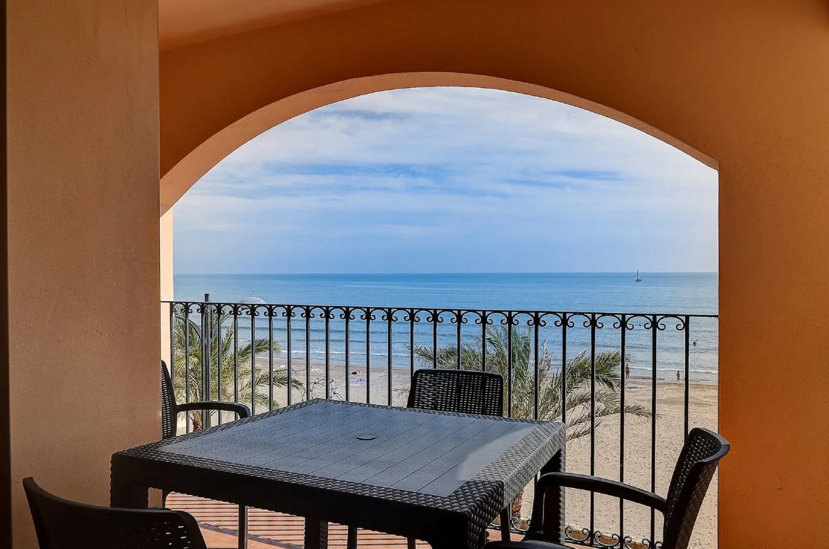 Apartamentos Valencia Port Saplaya