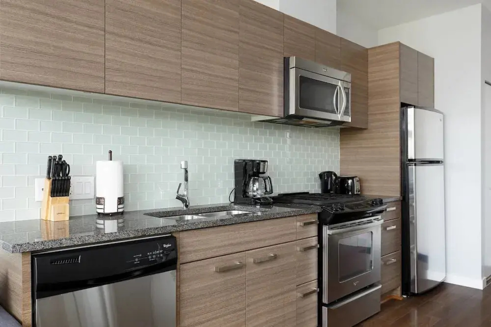 Surrey Center Cozy Condo