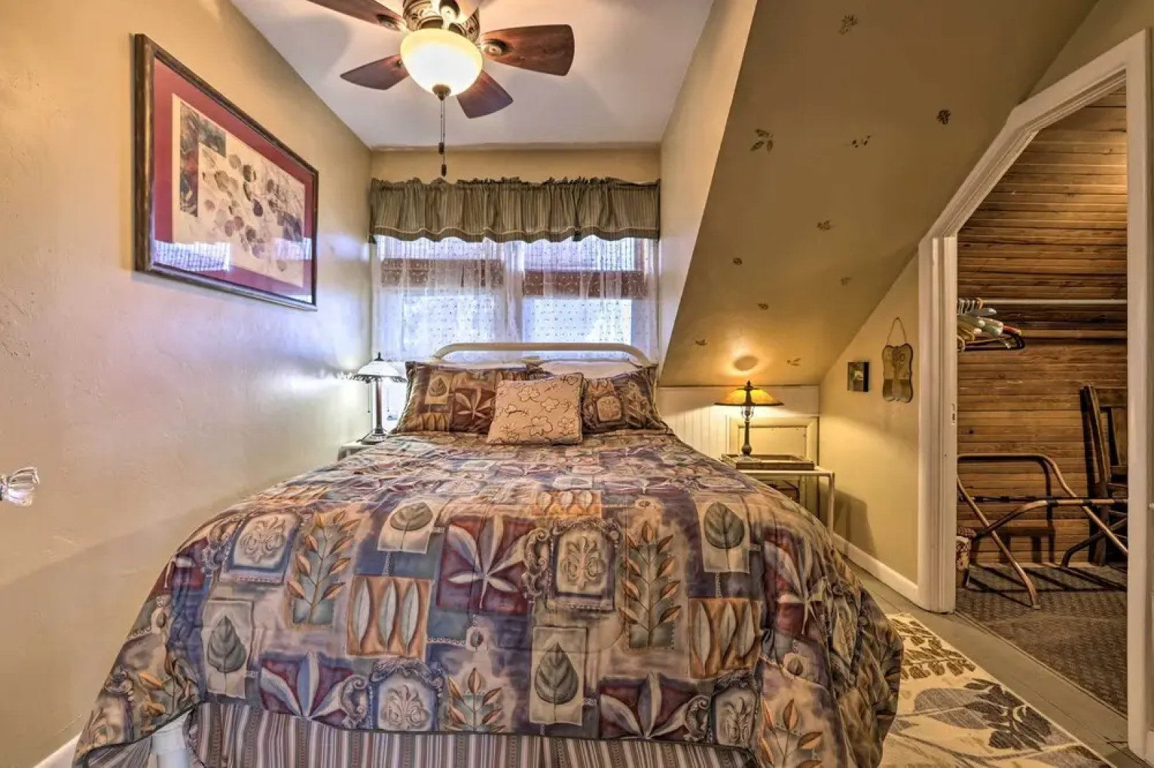 Charming Cedar City Retreat - Walk to Downtown!