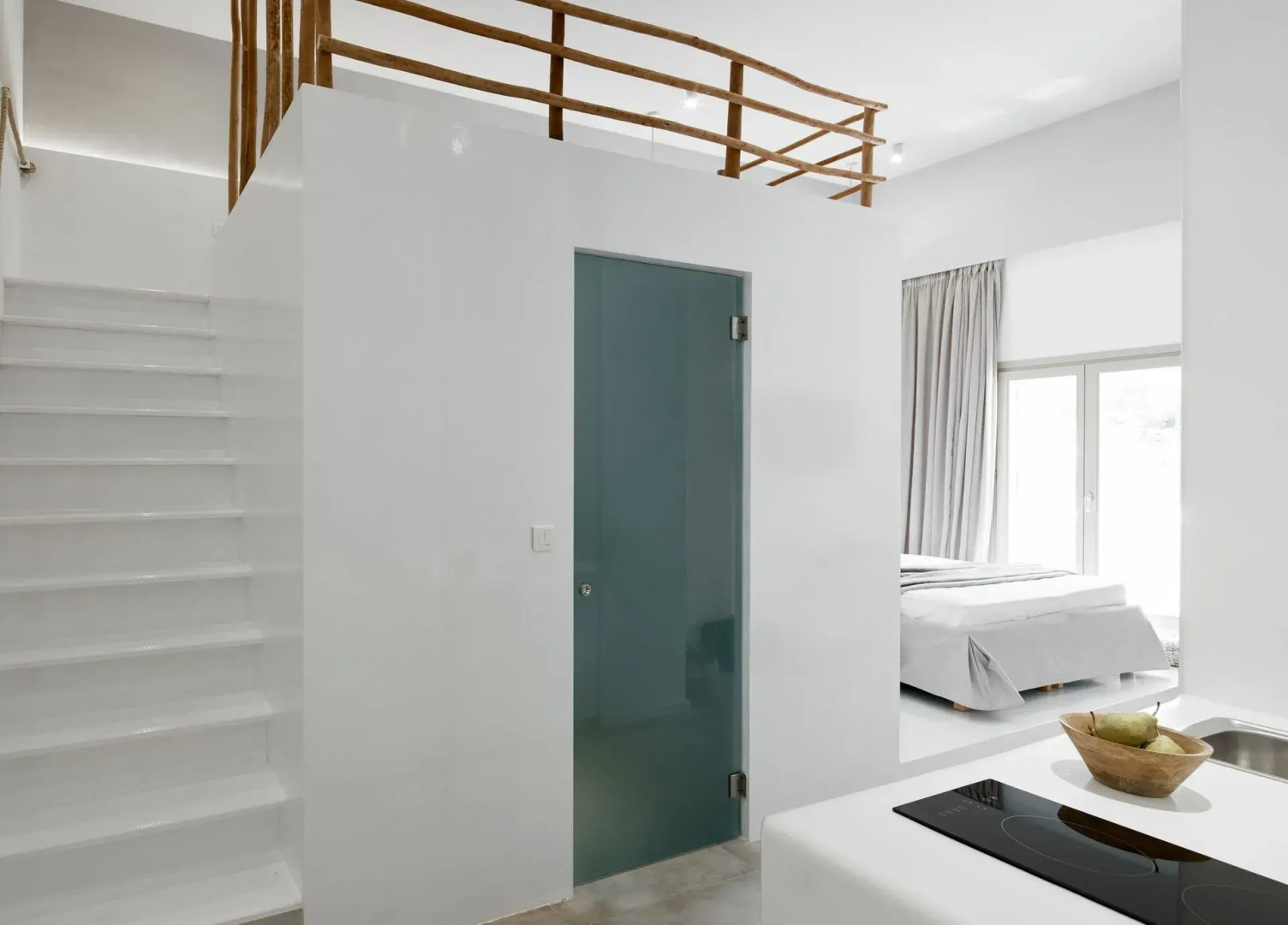 Arco Solium Suites Milos
