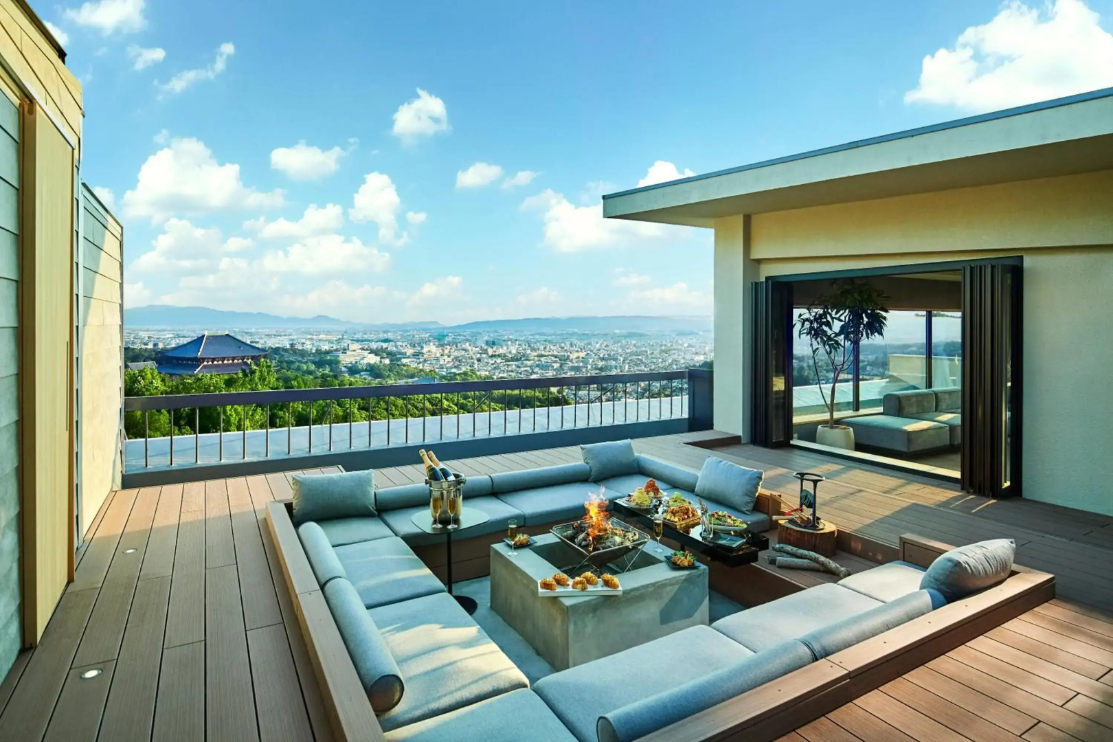 ANDO HOTEL NaraWakakusayama～DLIGHT LIFE & HOTELS～