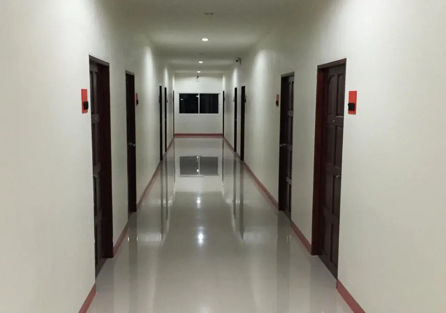 QBiz Hotel Kalasin