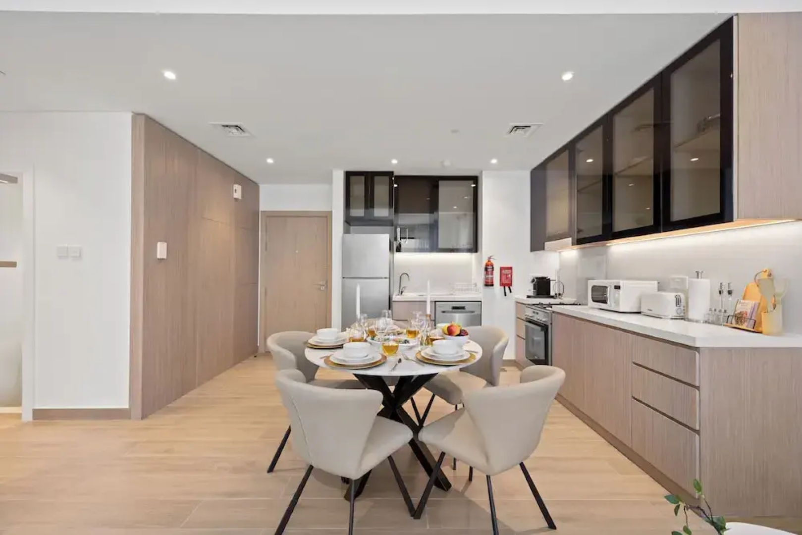 Portside Bliss La Mer 1 BR with Sea View