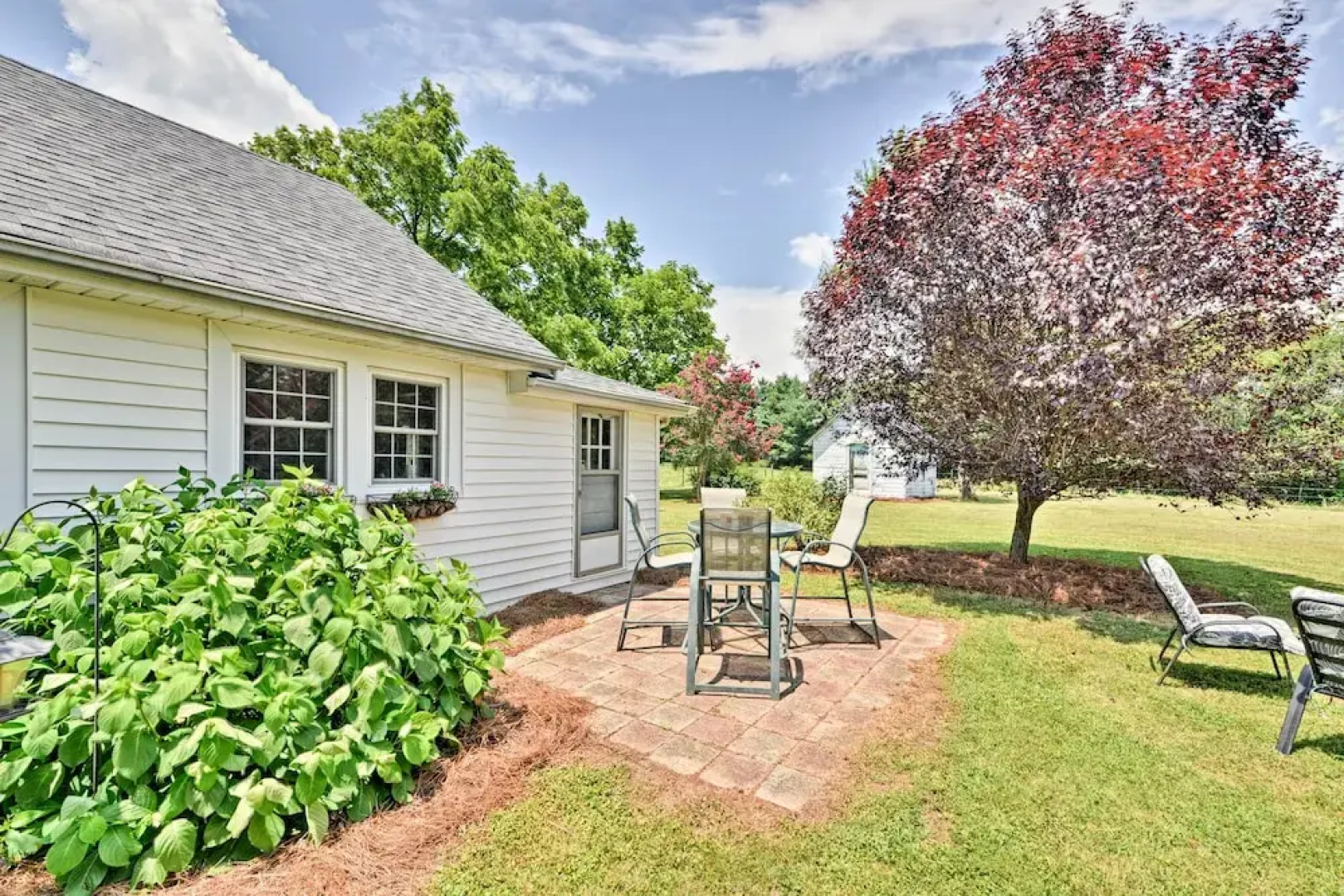 Peaceful Elkin Vacation Rental ~ 17 Mi to Mt Airy!
