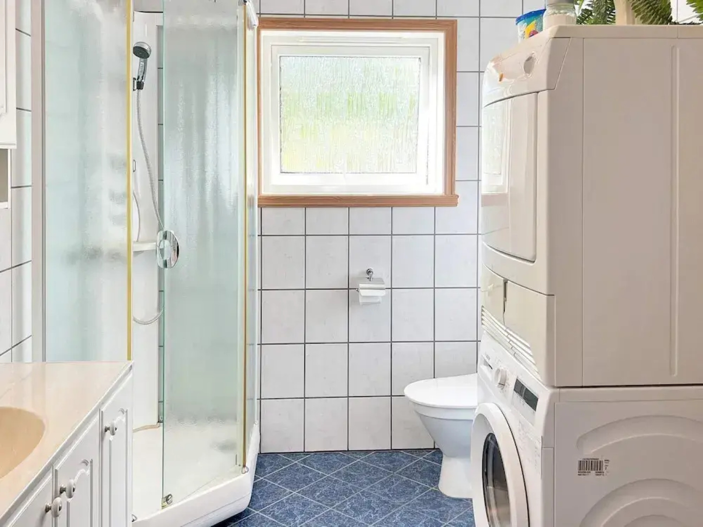 6 Person Holiday Home in Leikanger