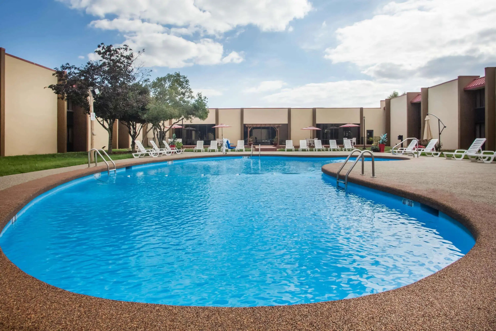 Ramada by Wyndham Statesville