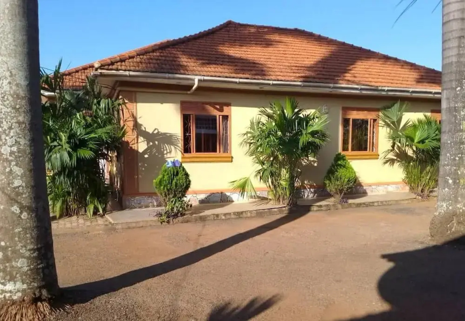 Green Gardens Busia Hotel