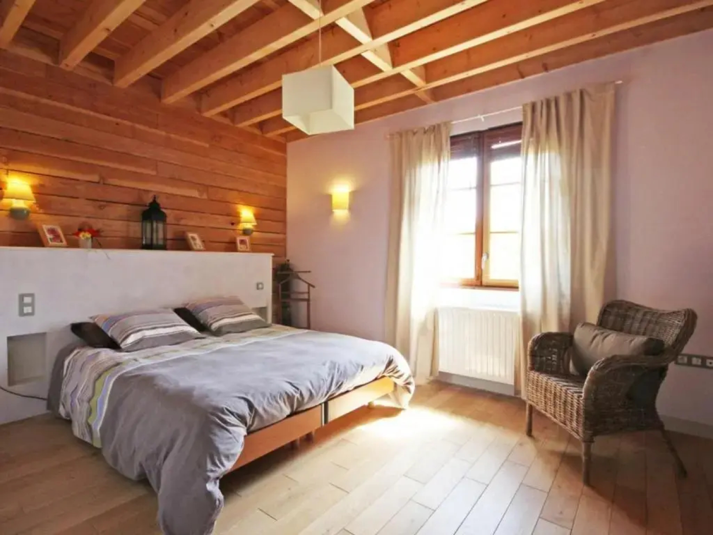 Gîte Juvigny-Sous-Andaine, 6 pièces, 12 personnes - FR-1-497-18