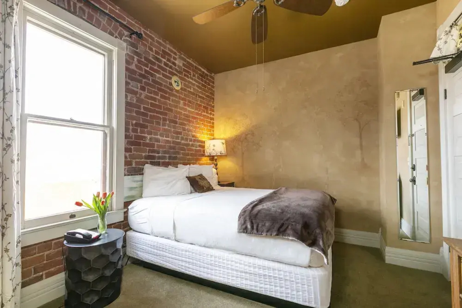 The Grand Highland Hotel