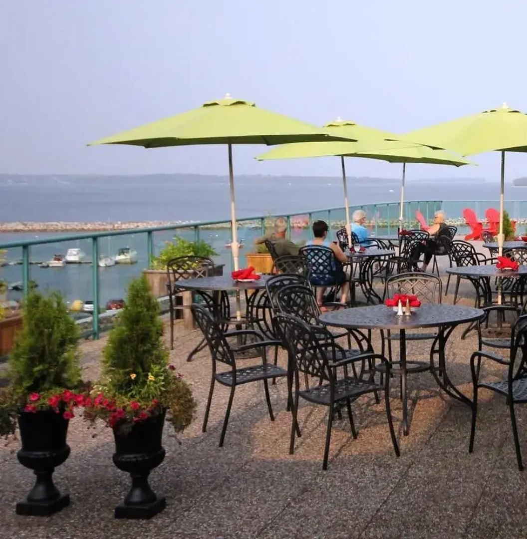 Oak Island Resort & Conference Centre