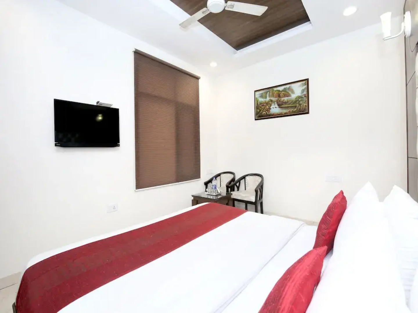 Capital O 10540 Hotel JD Residency