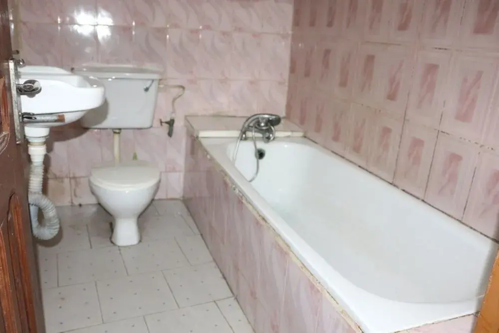 Bv.Standard Executive Suite