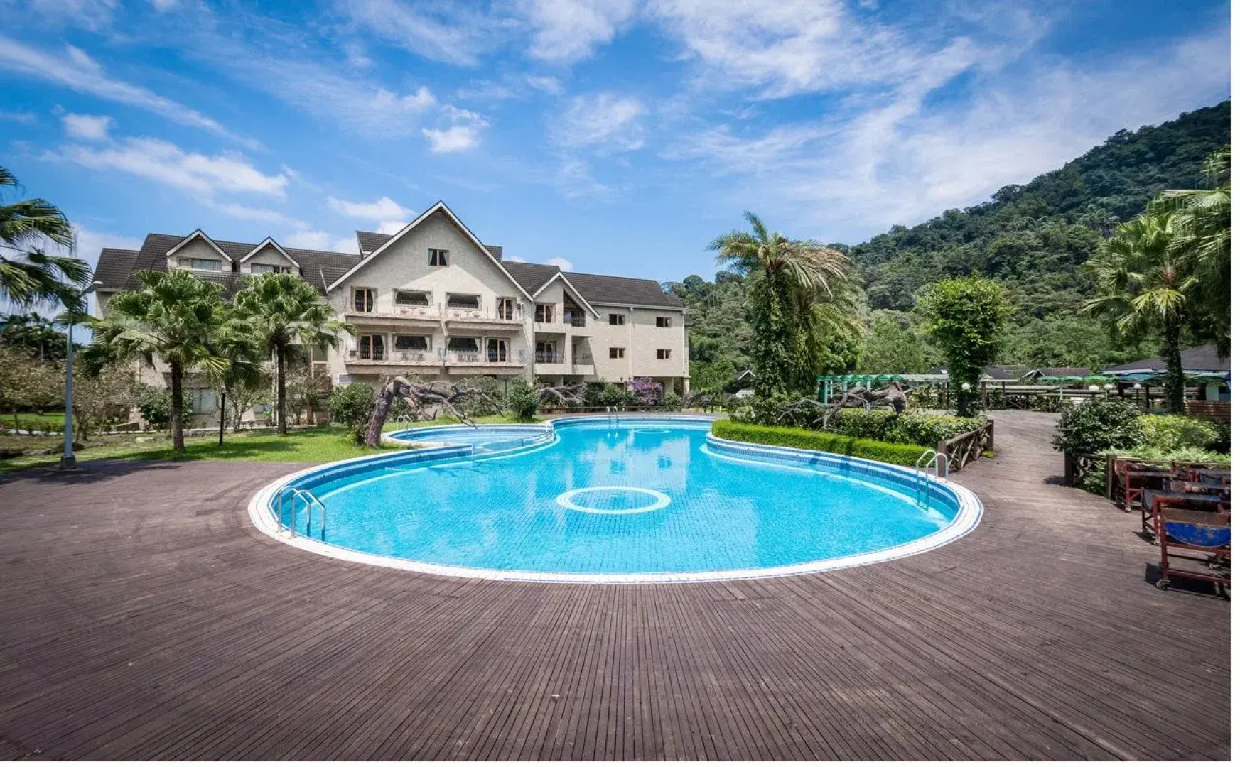 Crystal Hotel