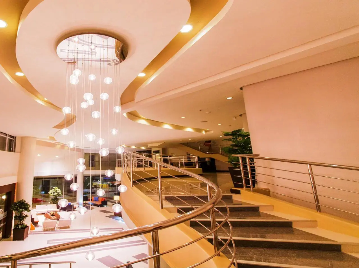N Hotel