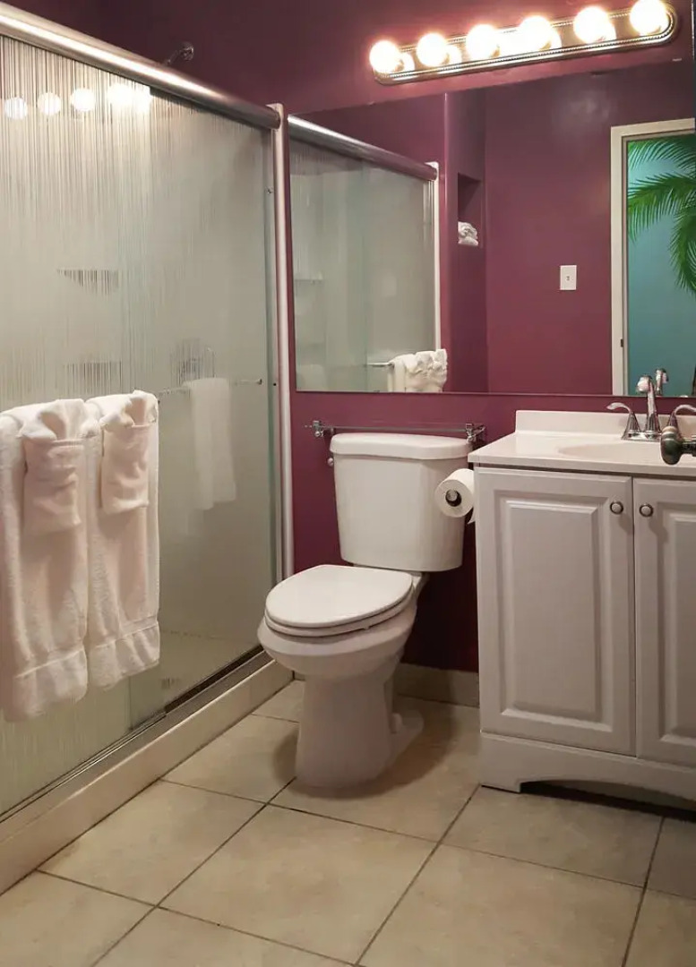 California Palms Hotel & Suites