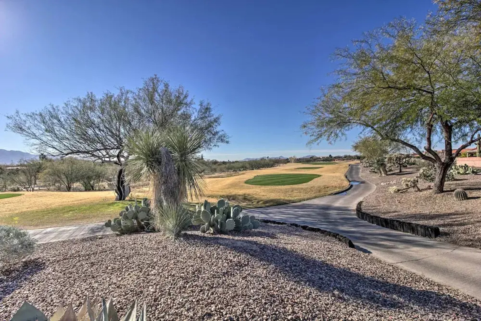 Tranquil Green Valley Townhome w/ Mtn Views!