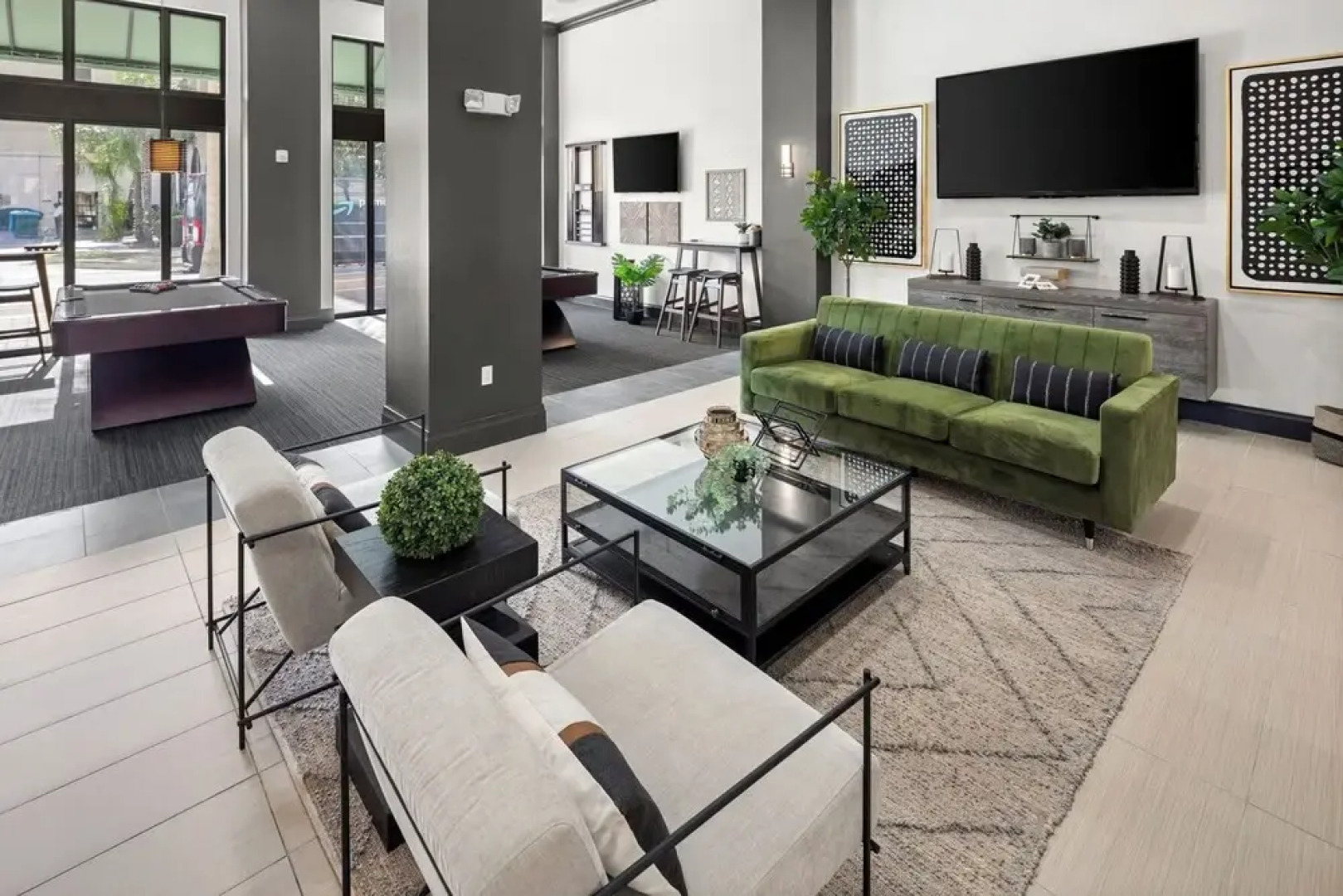 Landing Miramar Apartments