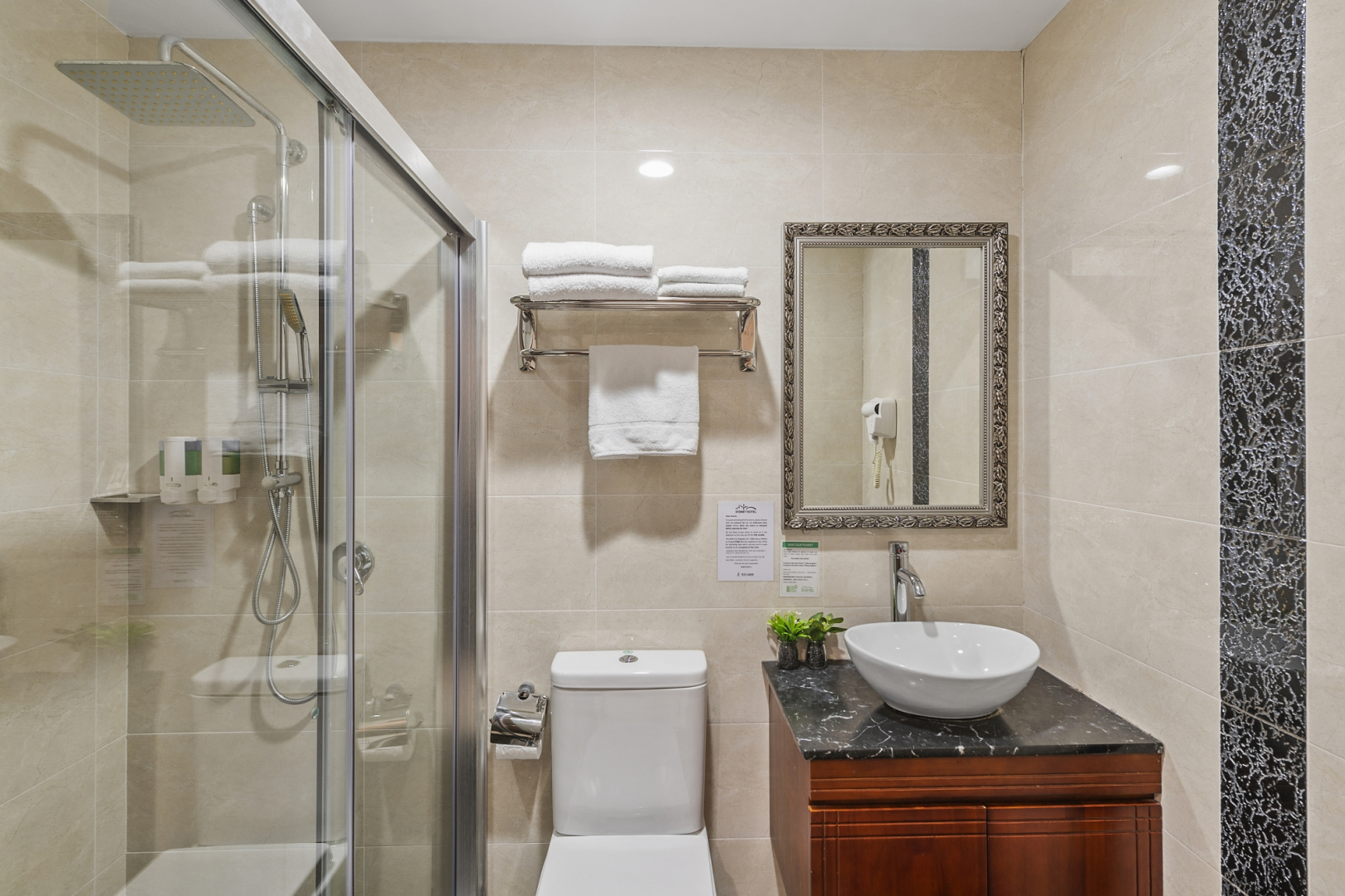 YEHS Hotel Sydney CBD