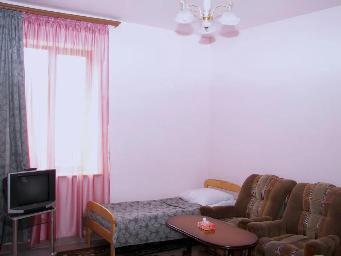 Отель Yeghevnut