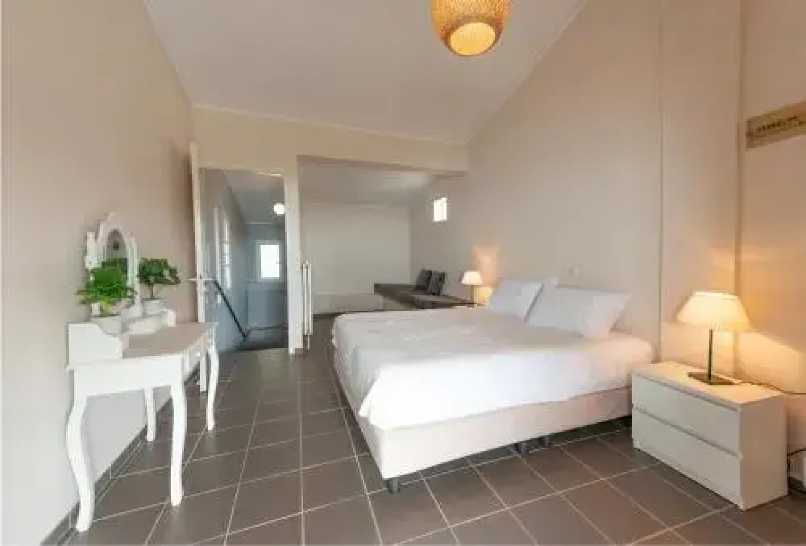 Lns Vip Villas