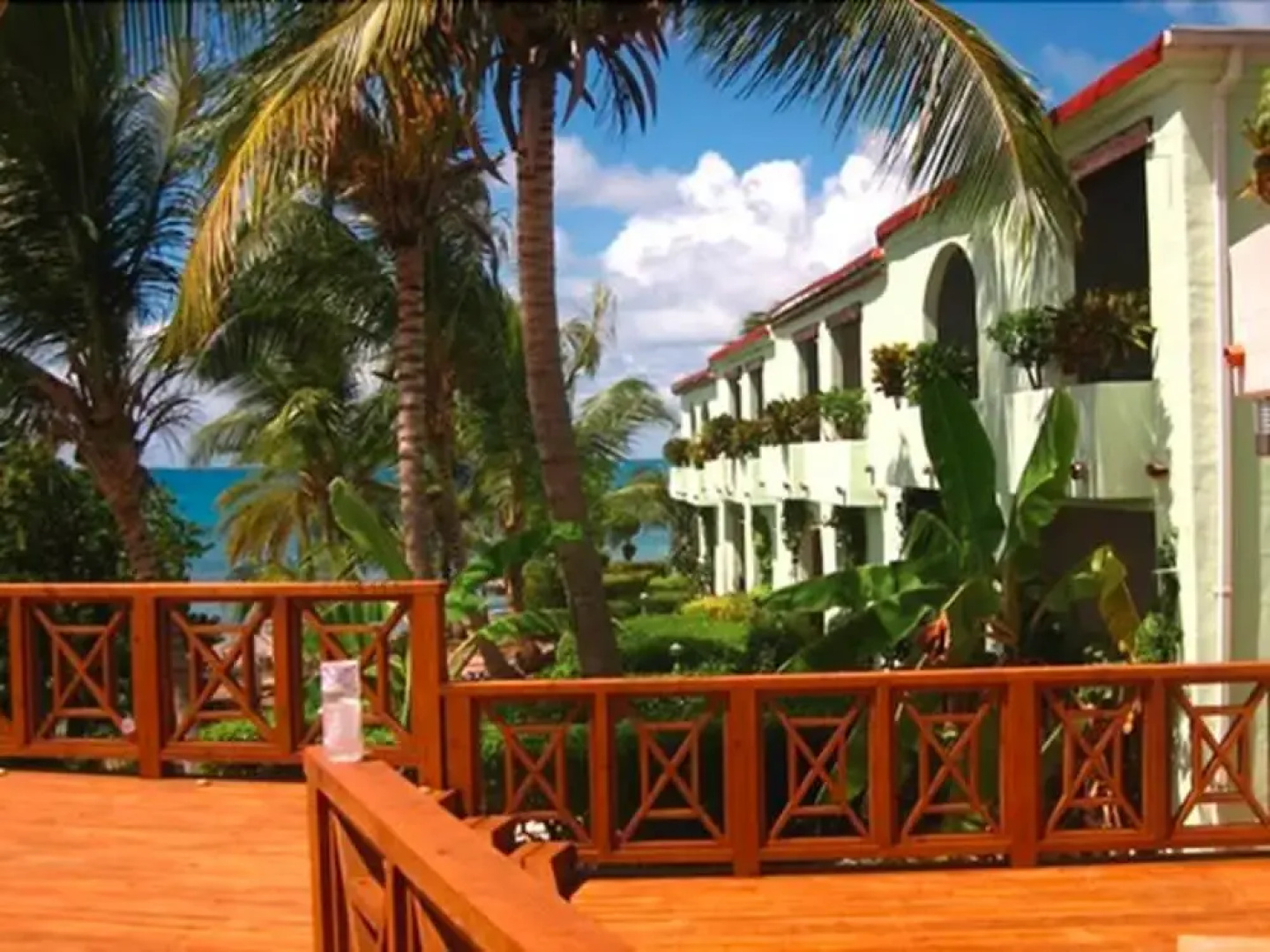Northshore Seaside Suites