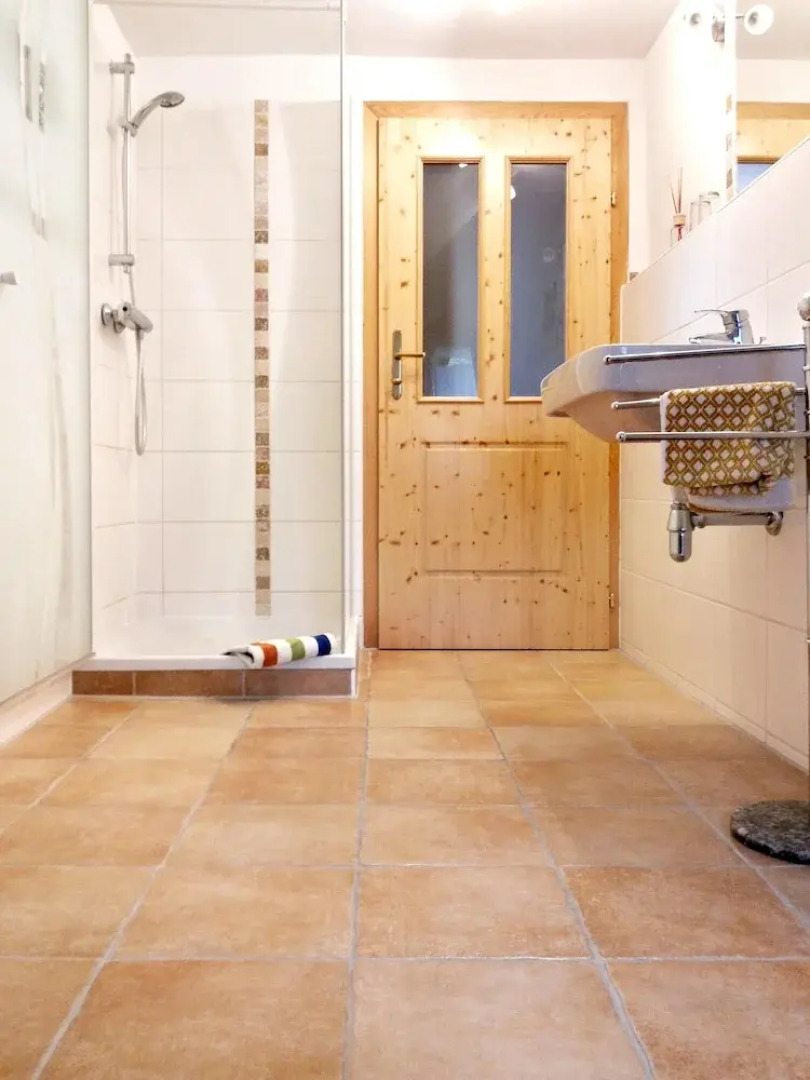 House With 5 Bedrooms in Pruggern, With Wonderful Mountain View, Furni