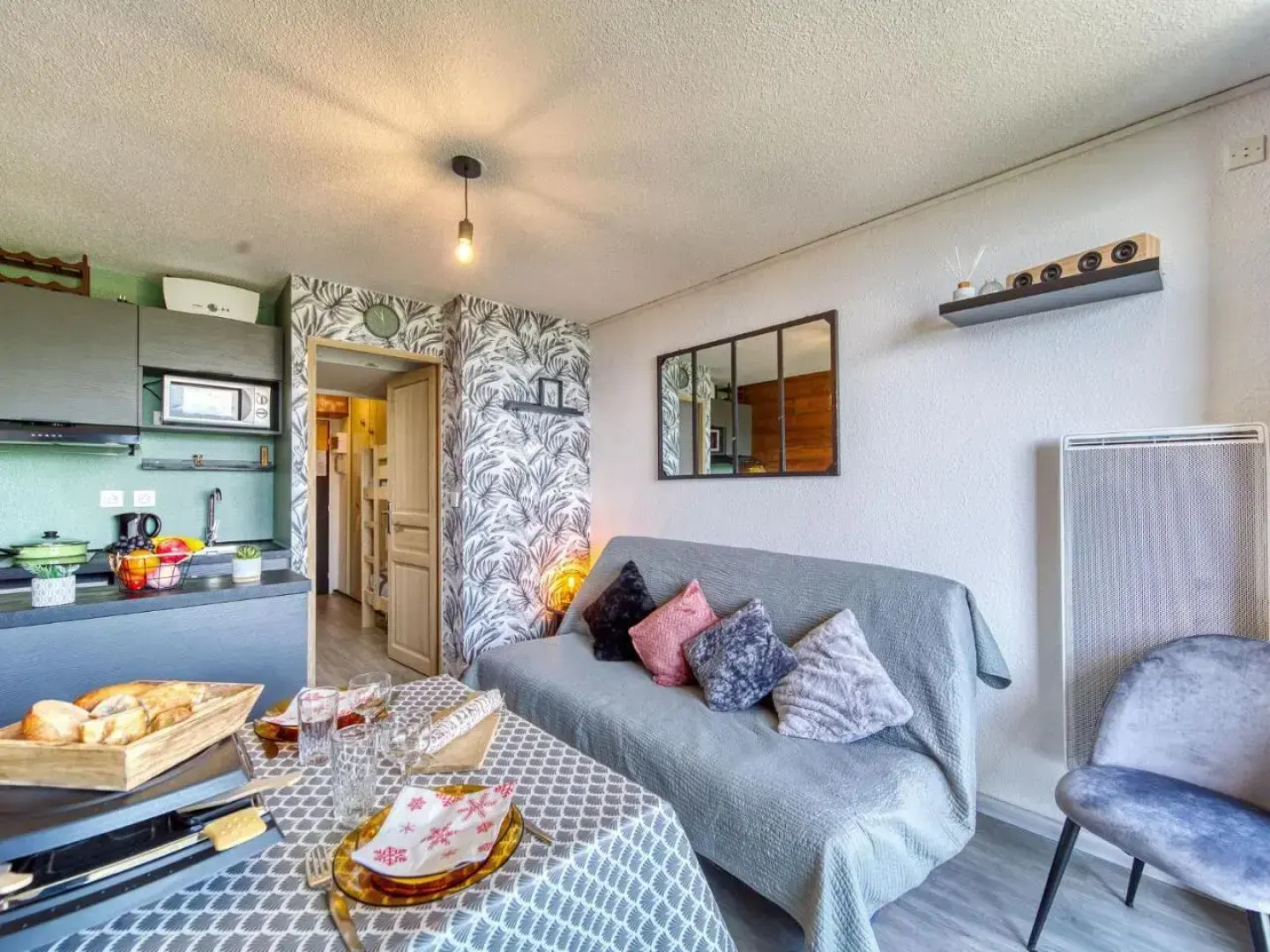 Studio Pegase Phenix-66