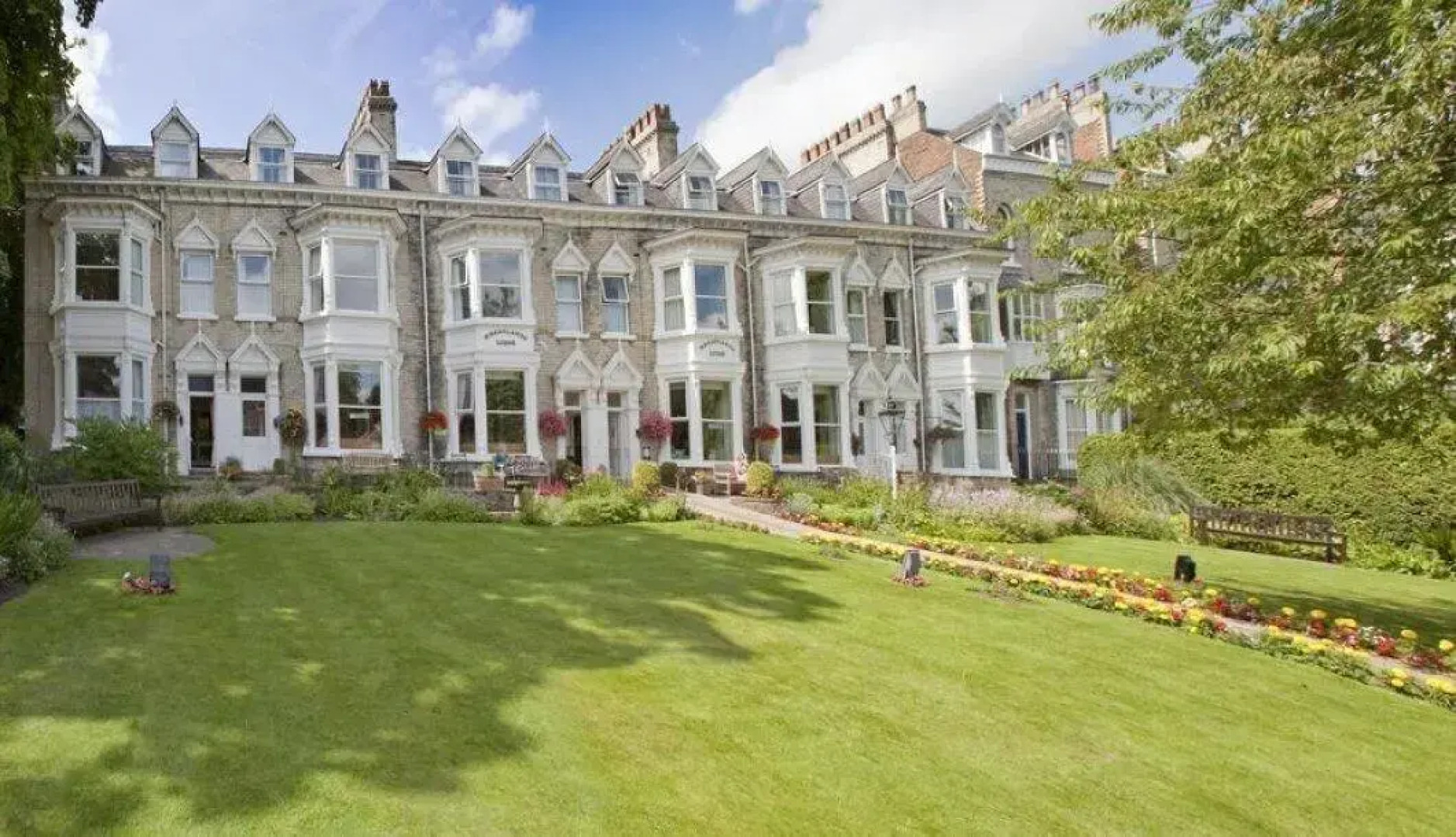 Wheatlands Lodge Hotel