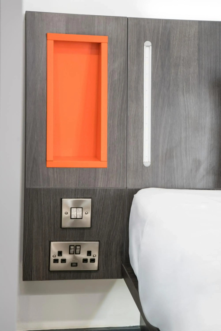 Renaissance London Heathrow Hotel