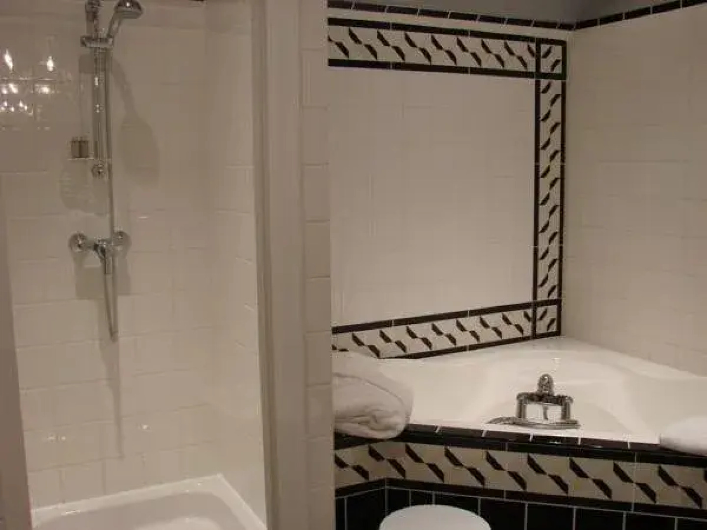 Hostellerie Domaine de Montgivroux