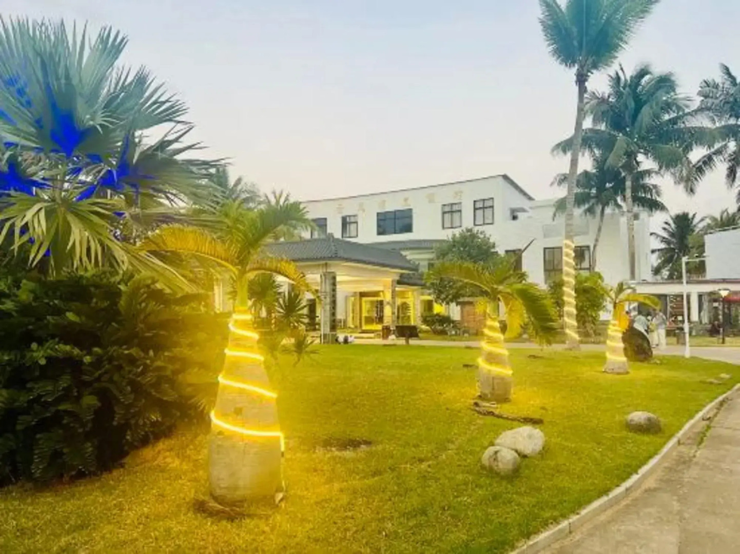 Tianfu Yunlong Bay Holiday Resort