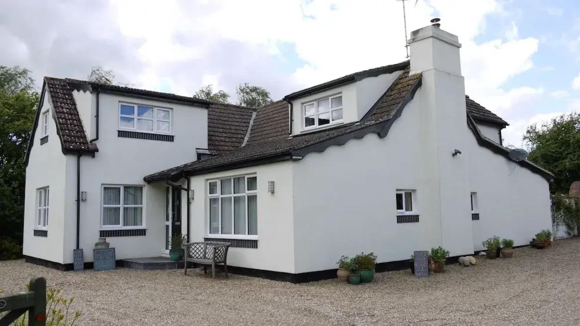 The White House Bed & Breakfast