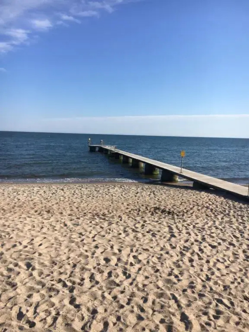 Stuga nära havet