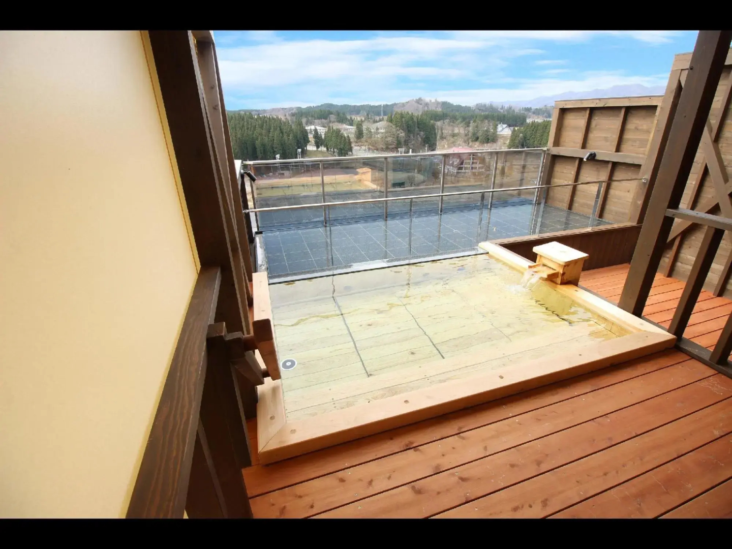 Royal Tainai Park Hotel