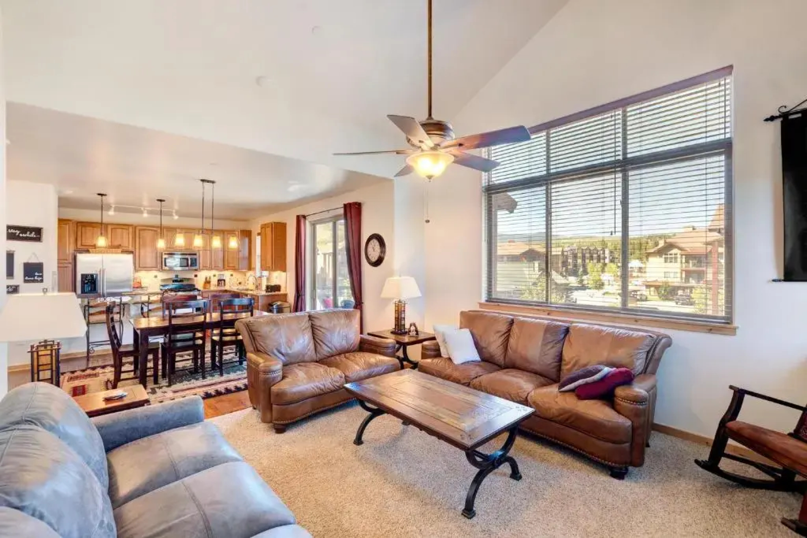 Luxury Condo #531 Near Resort, Pool, Club House & Hot Tub - FREE Activities & Equipment Rentals Daily