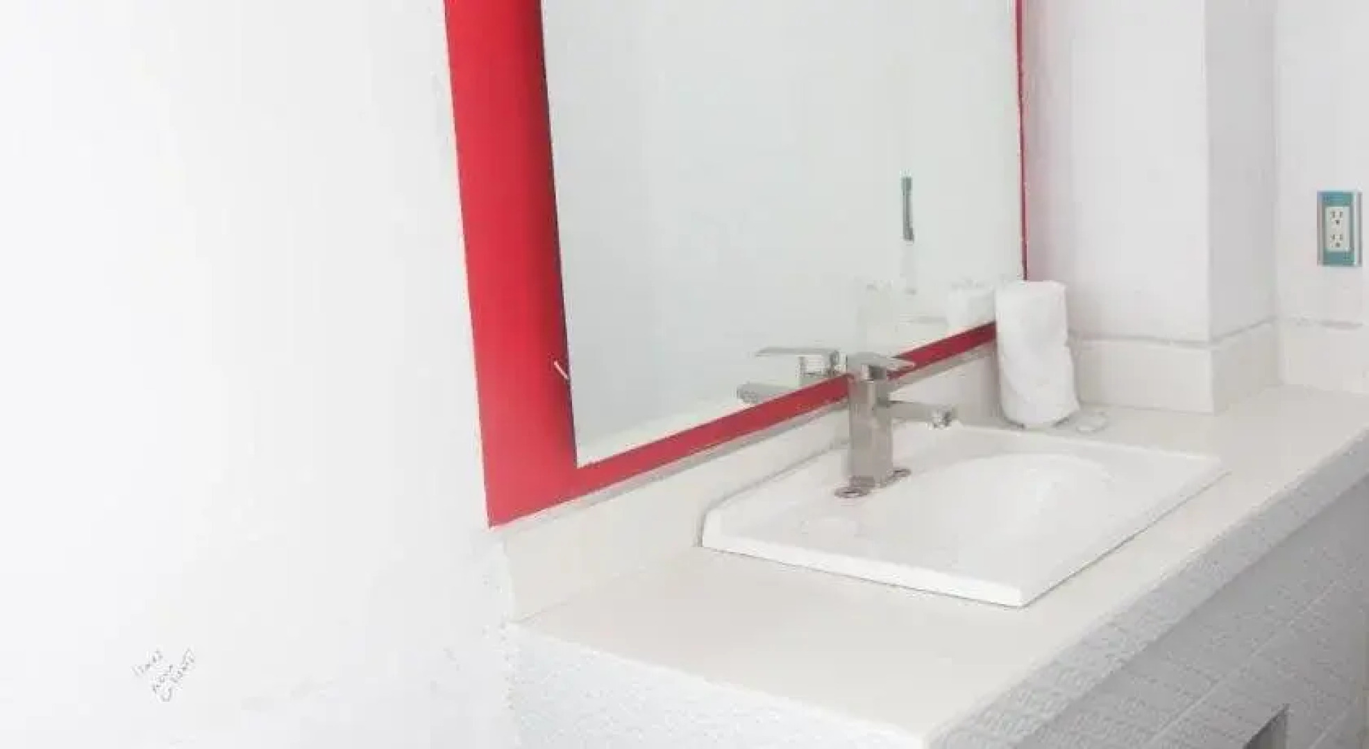 Hotel Dluxe & Suites