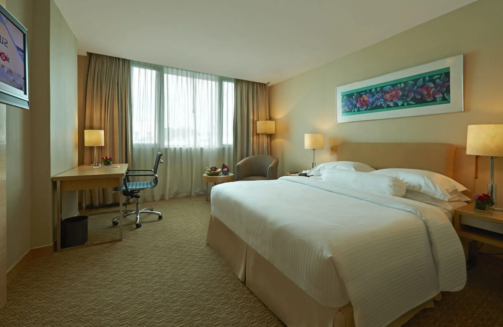 Royale Chulan The Curve