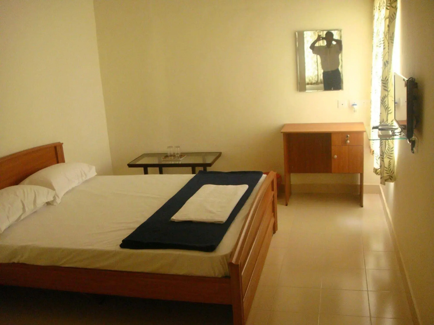 Palm Grove Service Villa