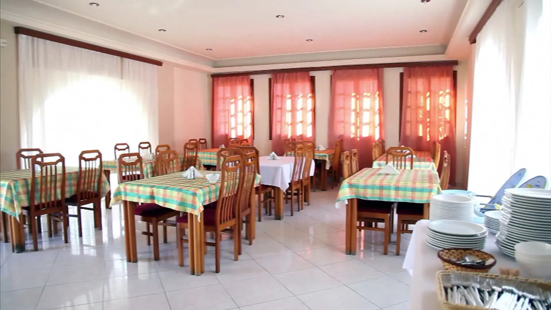 Gennadi Seaside Resort