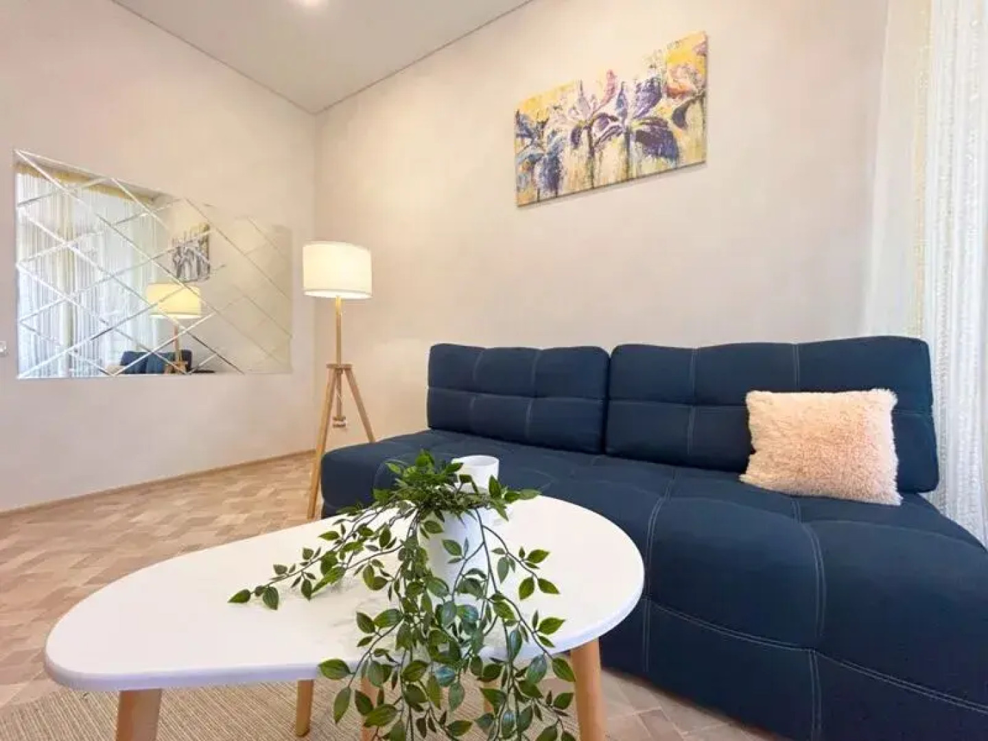 Никирент на ул. Саратовское шоссе, д. 77 (ДУБАЙ)