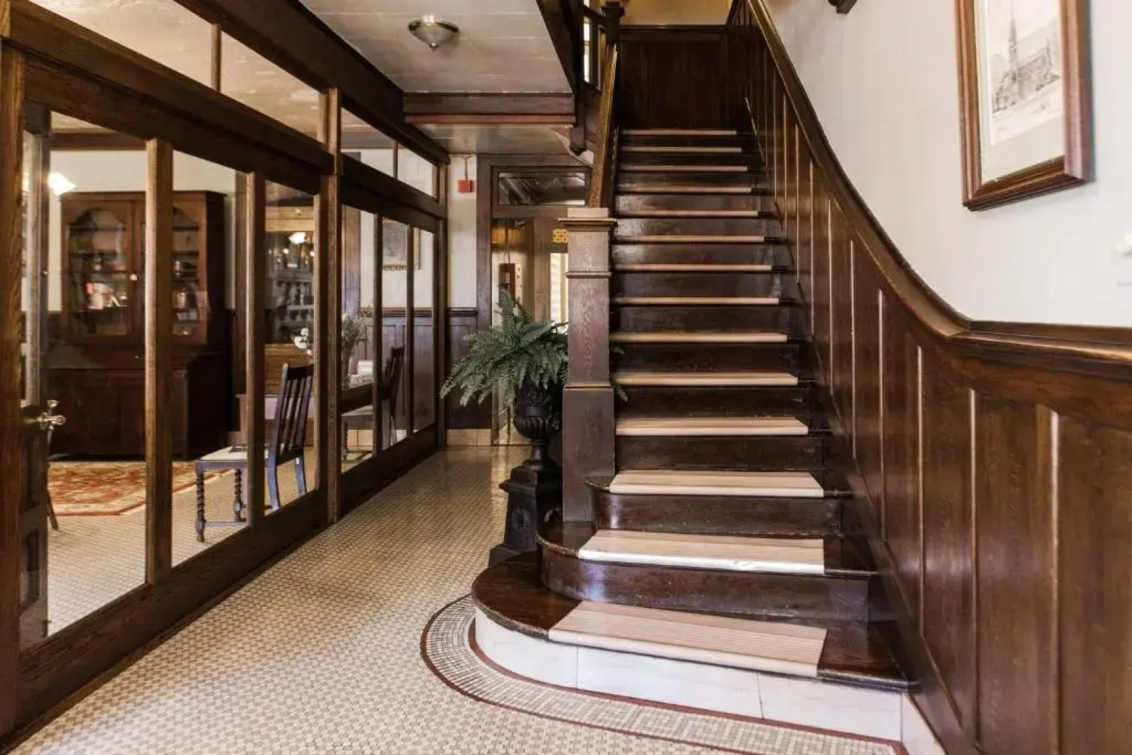 James Buchanan Hotel