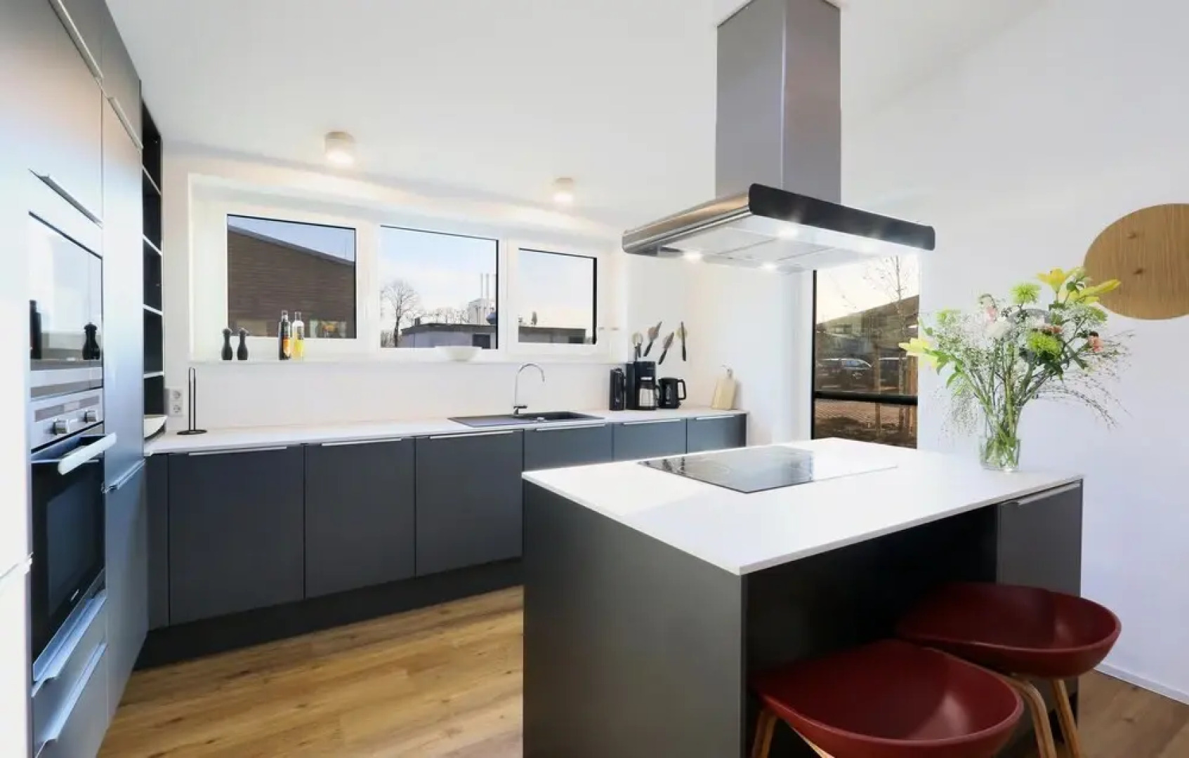 Amazing home in Lembruch/Dümmer See w/ Indoor swimming pool, WiFi and 5 Bedrooms