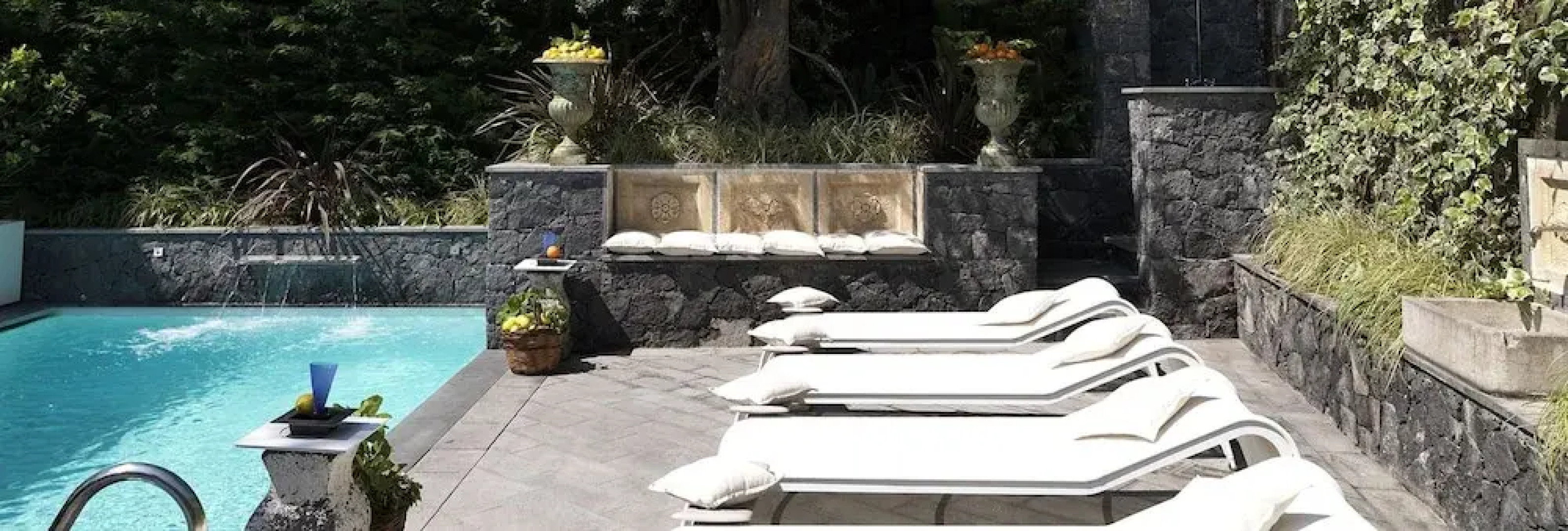 Villa Sirena by Diego Della Palma