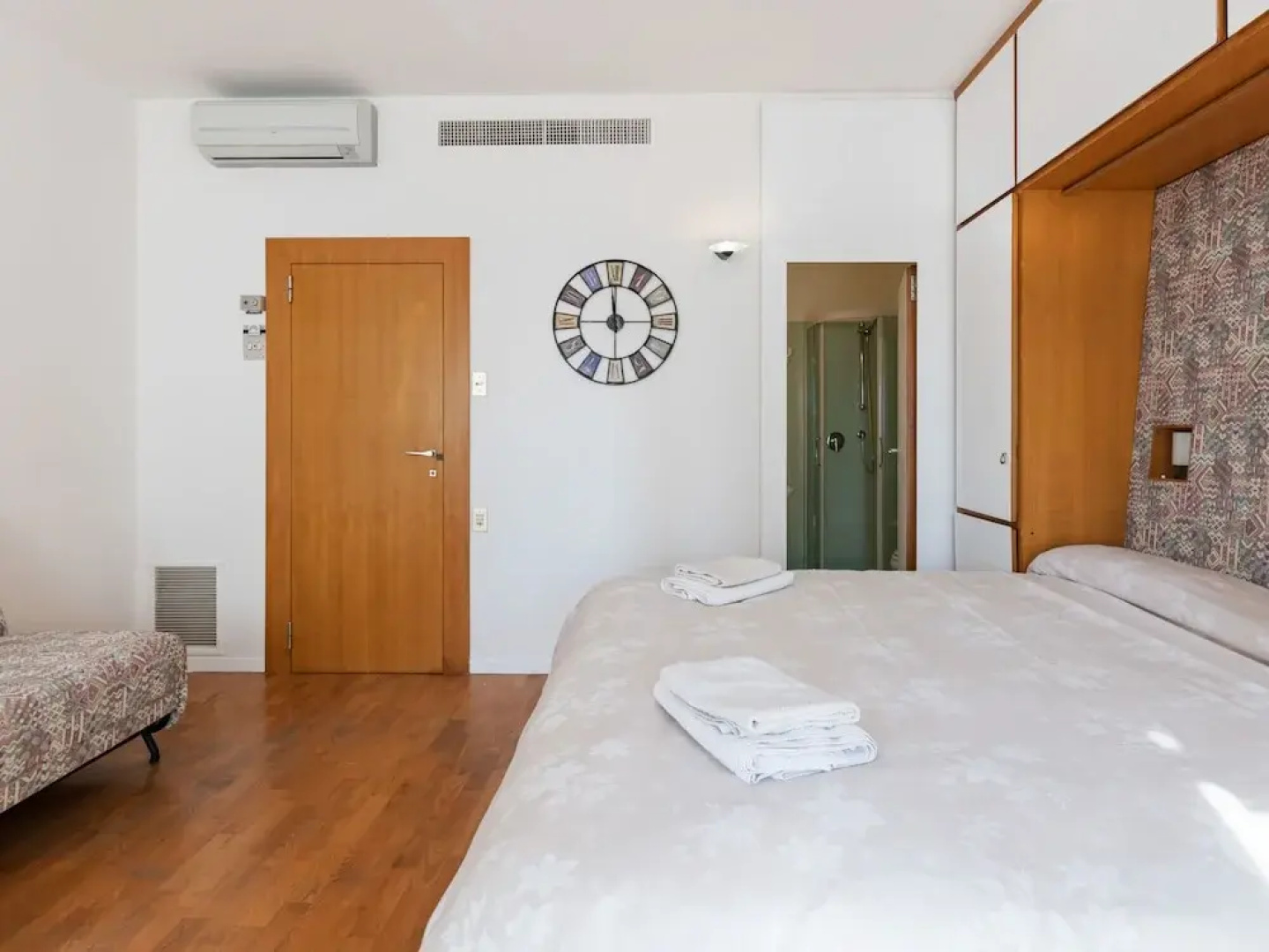 Pleasant Holiday Home in Gardone Riviera With Swimming Pool