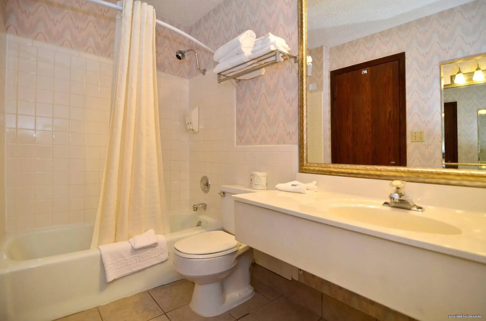 AmericInn by Wyndham Appleton Downtown