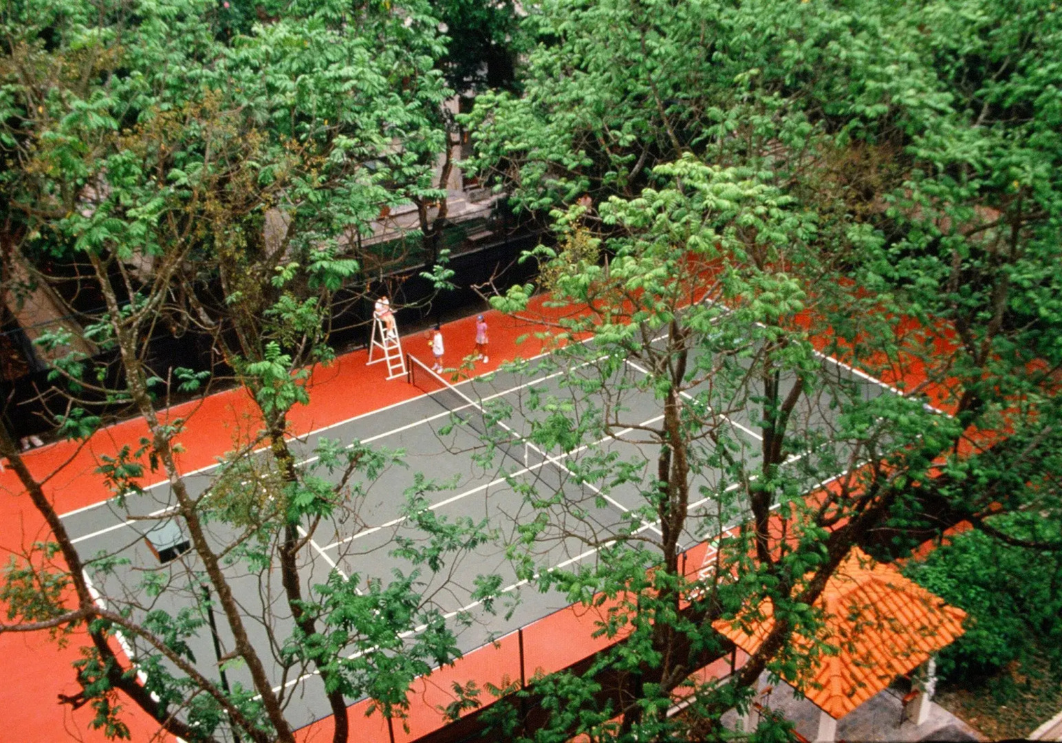 Diamond Westlake Suites