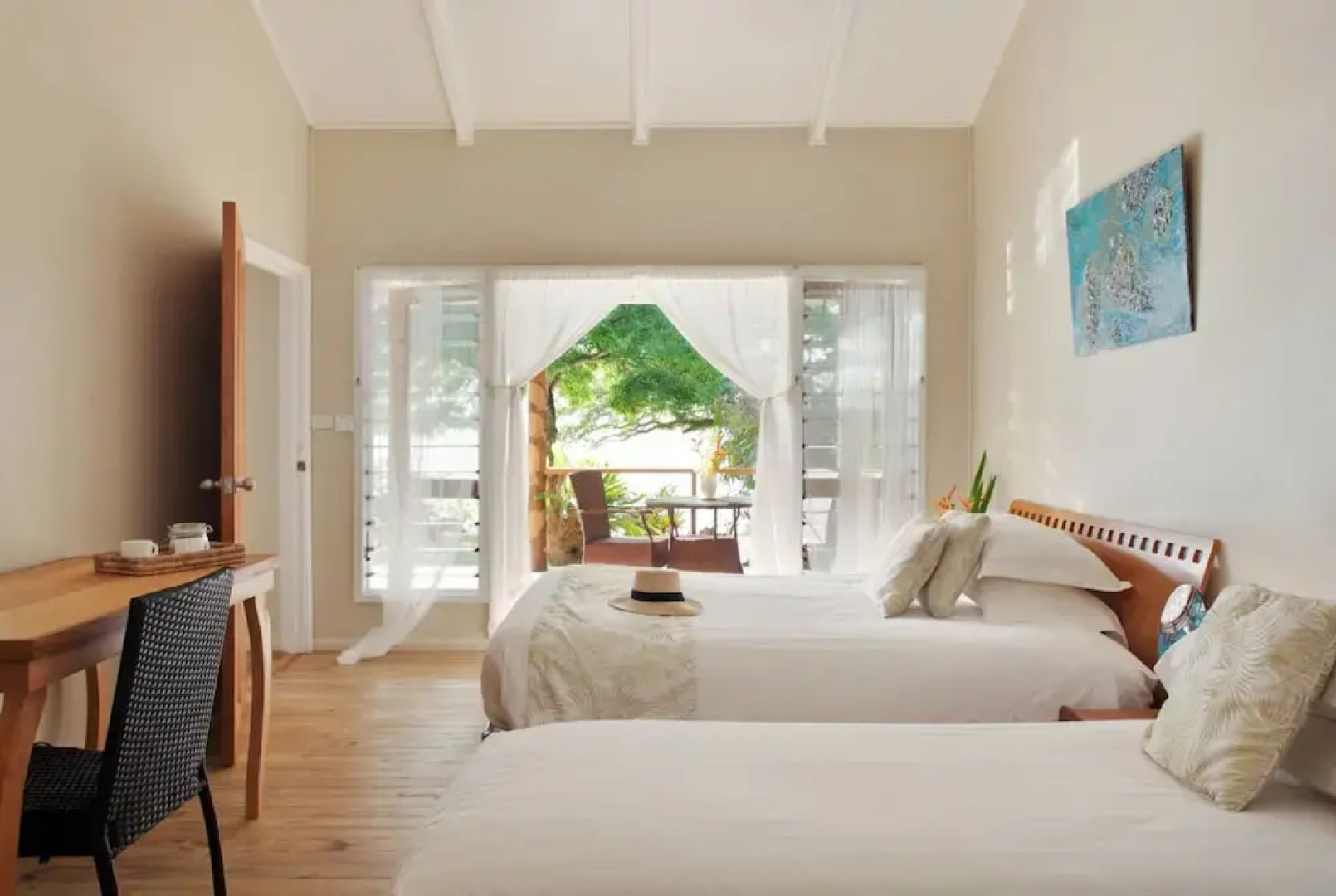 Sau Bay Resort & Spa