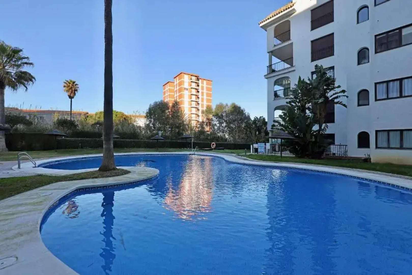 Marina De La Duquesa 805