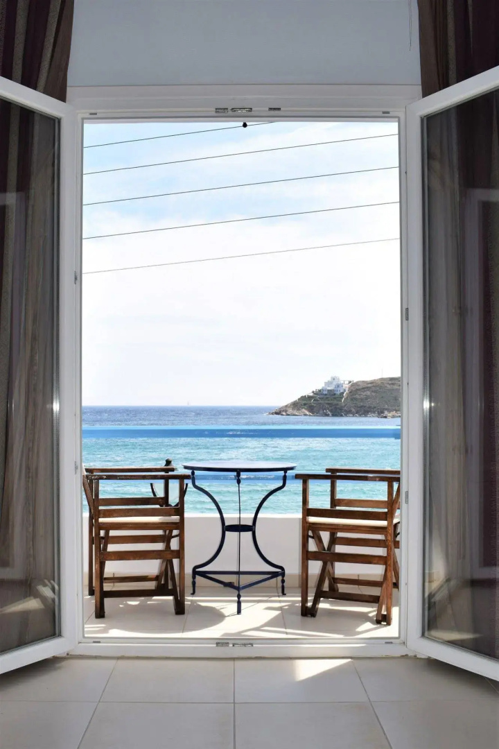 Vari Beach Hotel
